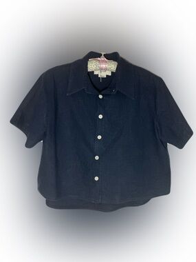 Street Style/Loungewear Navy button down crop top